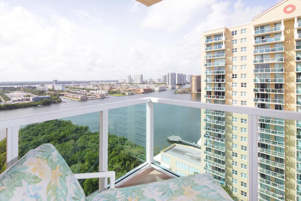 Luxury Apartments At Intracoastal Sunny Isles Beach Zewnętrze zdjęcie