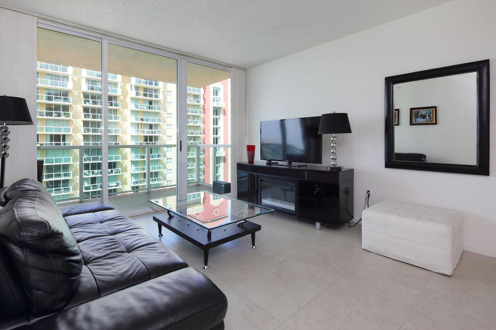 Luxury Apartments At Intracoastal Sunny Isles Beach Zewnętrze zdjęcie