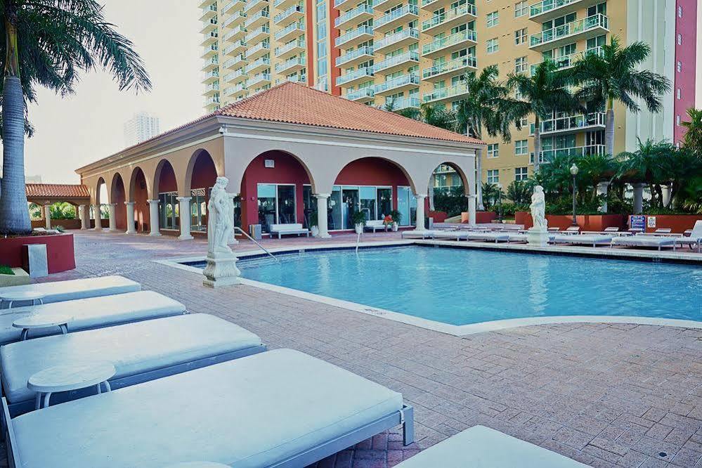 Luxury Apartments At Intracoastal Sunny Isles Beach Zewnętrze zdjęcie